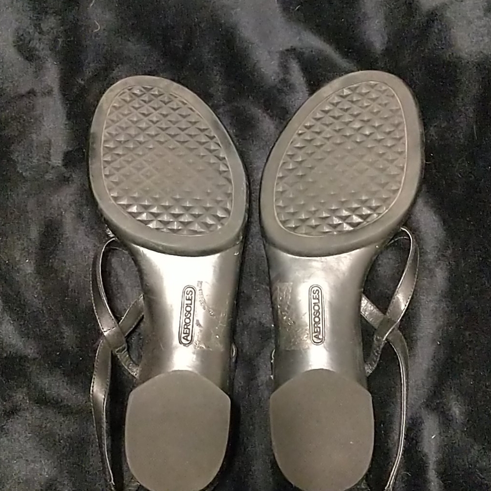 Shoes - Picture 4 of 4
